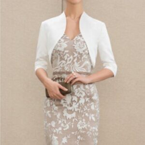 JJs House White and Cream Floral Long Sleeve Dress